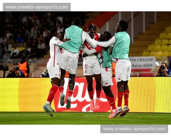 摩纳哥新星伊莱尼赫纳3300万欧元转会吉达联合